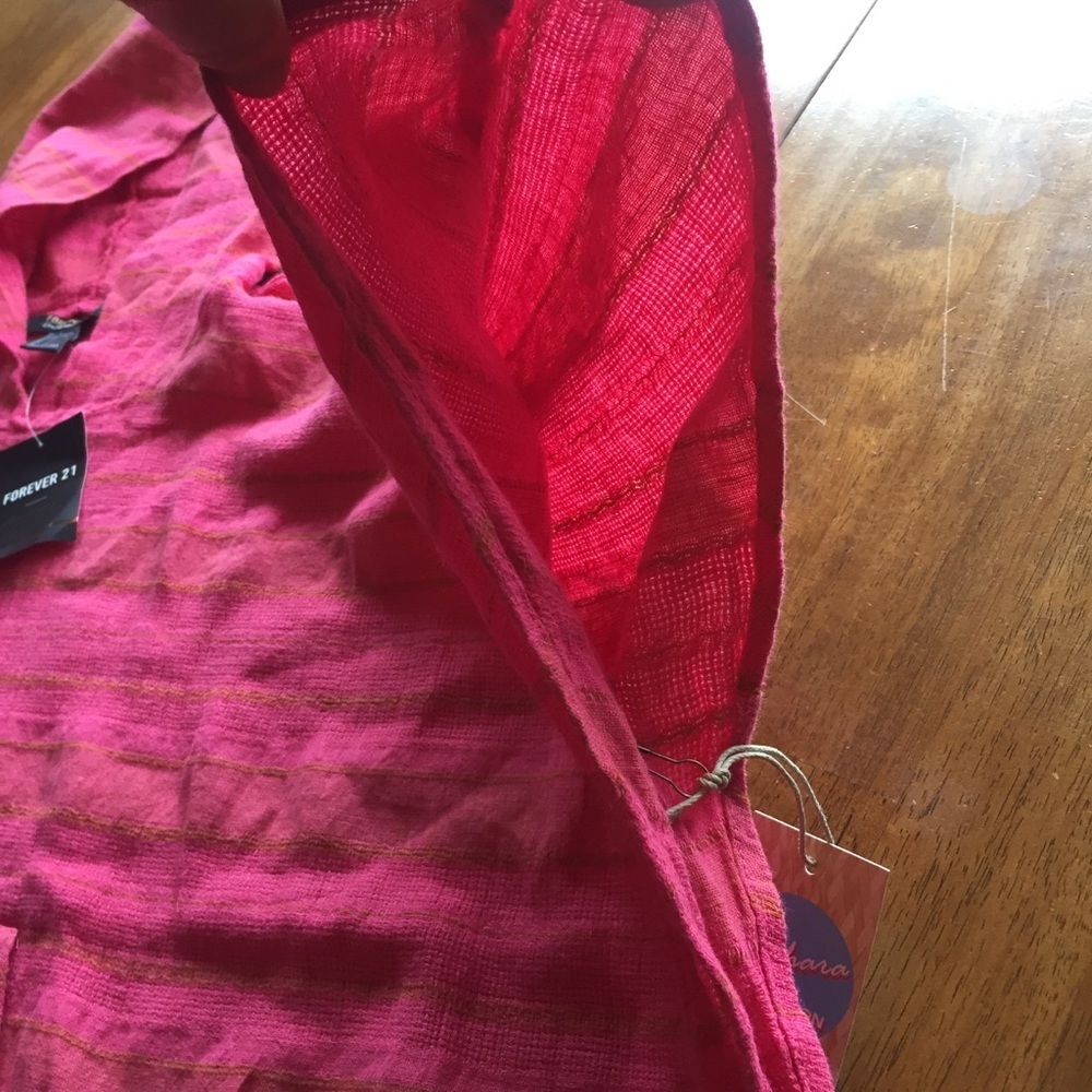 Forever 21 Cropped Linen Poncho - Picture 2 of 5